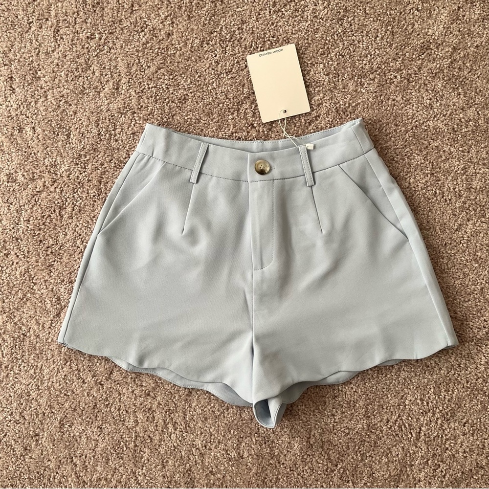 Blue scallop shorts
